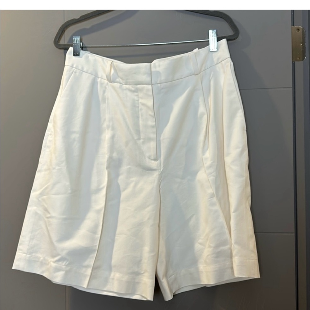 & Other Stories Shorts Size L EU42